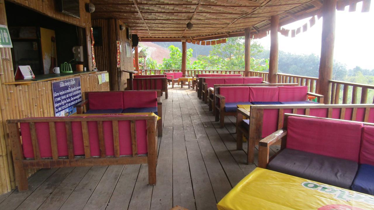 Chomdoy Bungalow & Restaurant หลวงน้ำทา ภายนอก รูปภาพ
