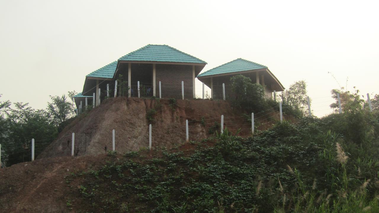 Chomdoy Bungalow & Restaurant หลวงน้ำทา ภายนอก รูปภาพ